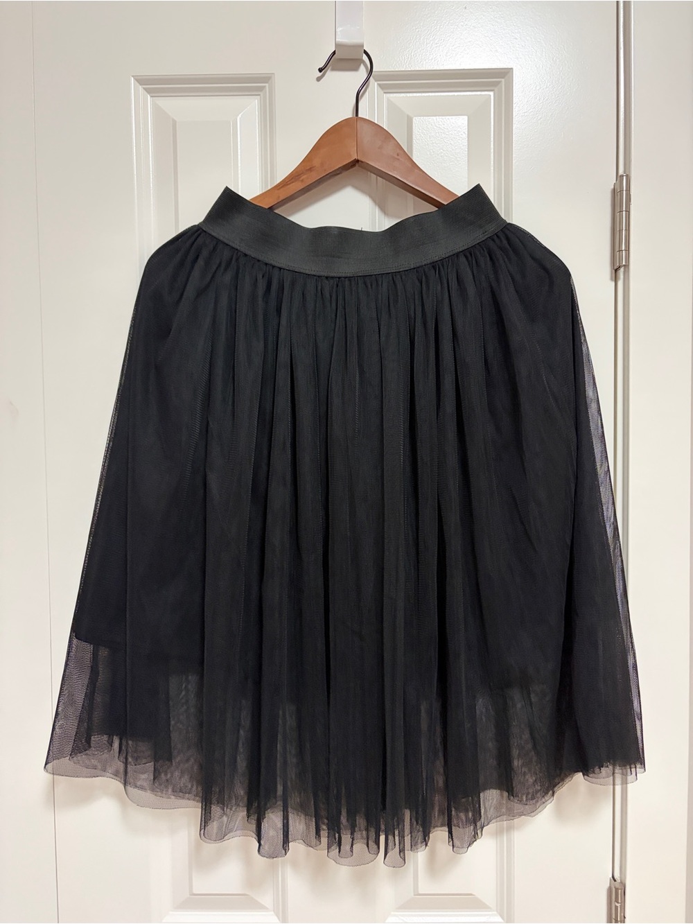 Women's Black Tulle Circle Skirt - Elegant Flared Silhouette